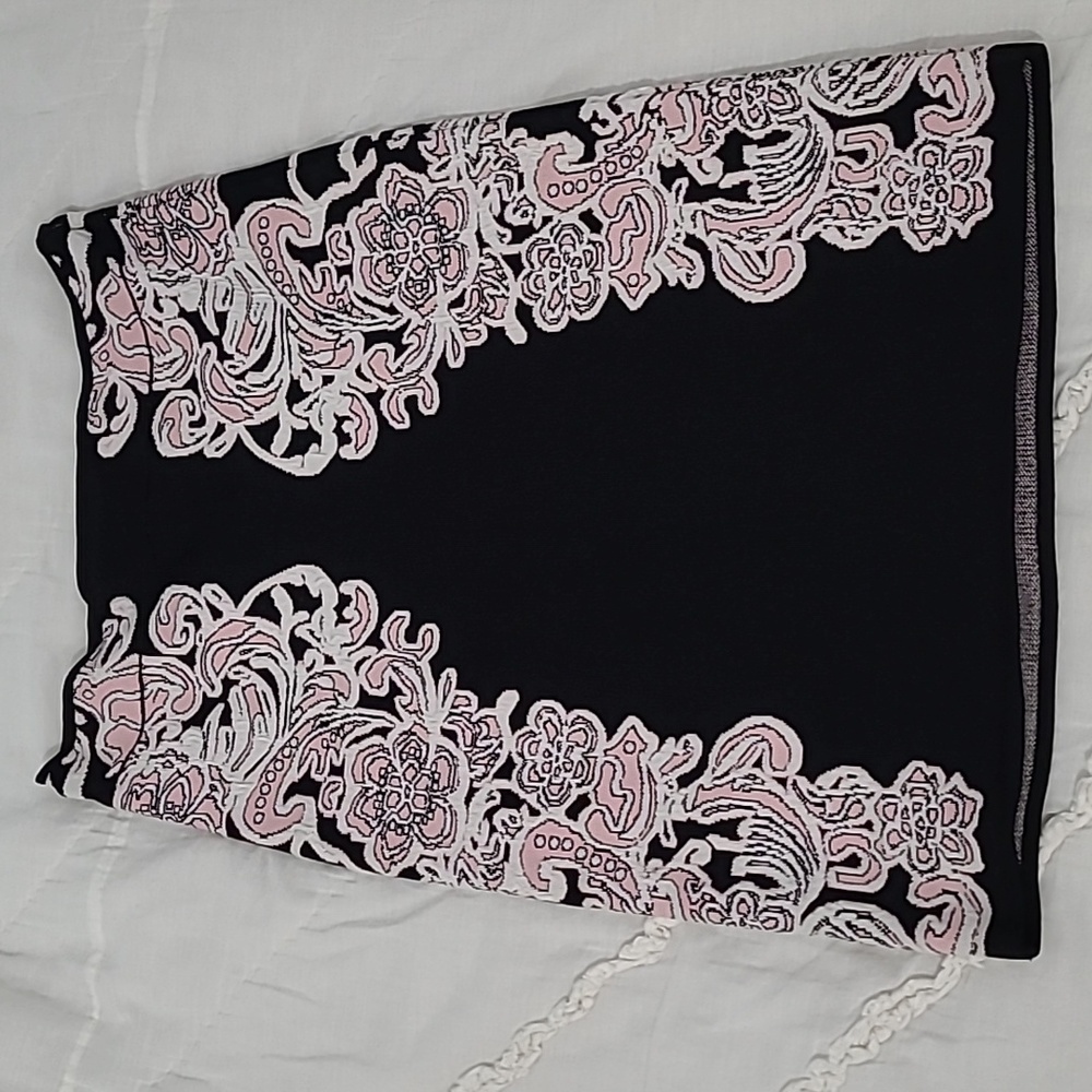 Womens BCBGMAXAZRIA Floral Pink and Black Skirt